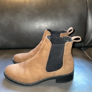Fall/Spring booties
